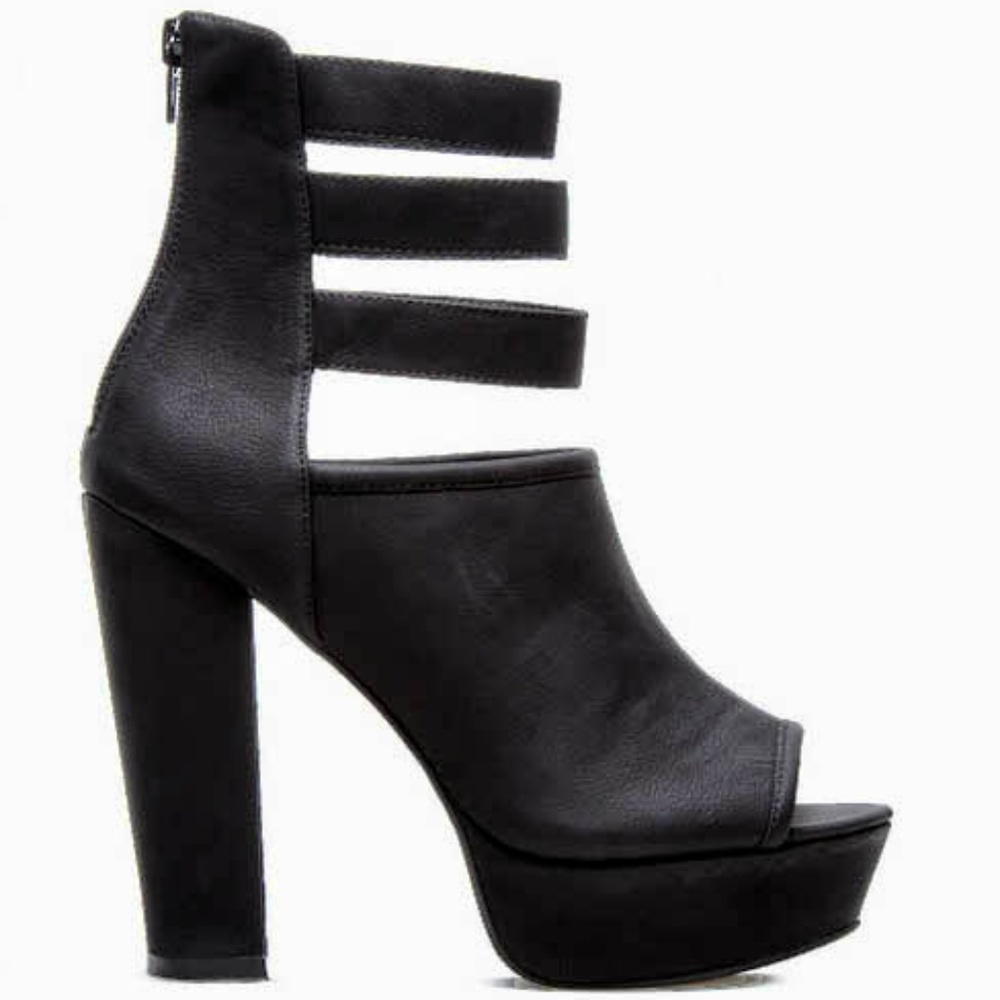 BEAU + ASHE HEELS